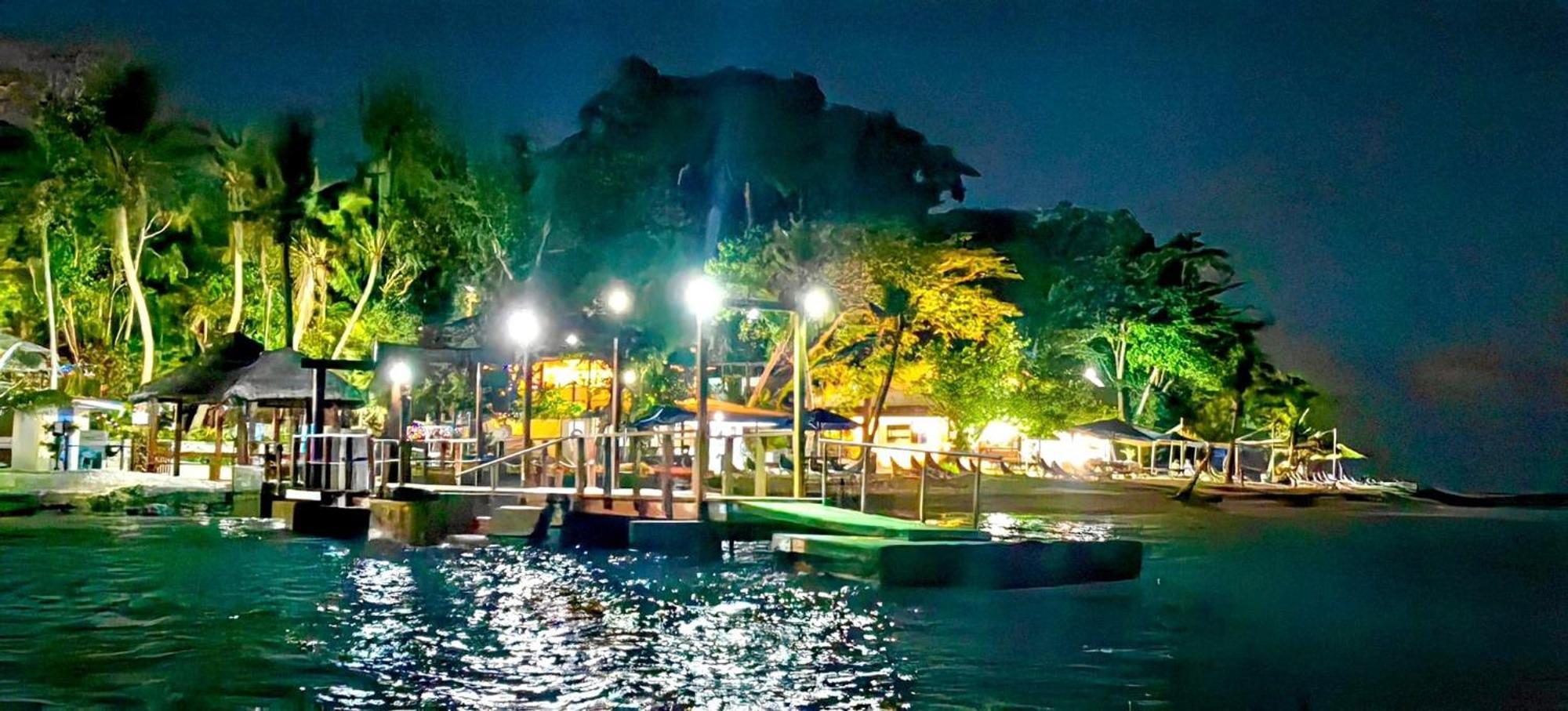 Hideaway Island Resort Порт Вила Екстериор снимка